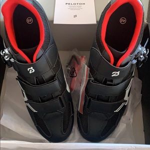 New- Peloton Cycle shoes size 46 ( men’s 12)